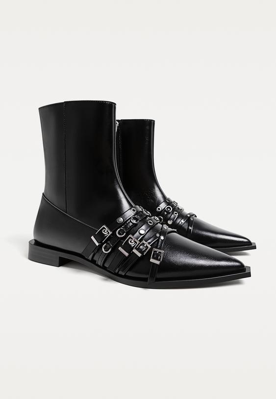 Flat ankle boots with straps