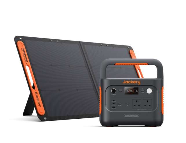 Jackery Solar Generator 1000 v2 portable power station
