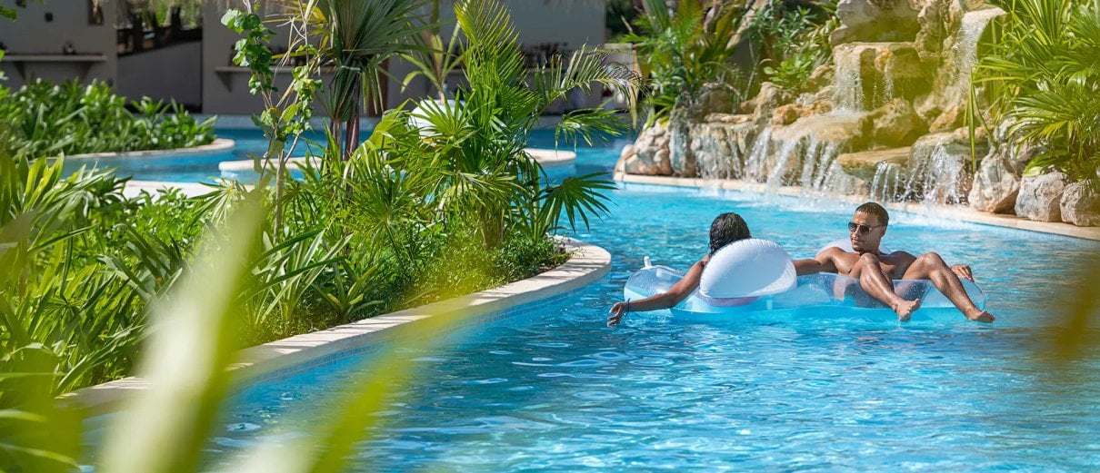 Resort Ocean Hotels au bord de la mer