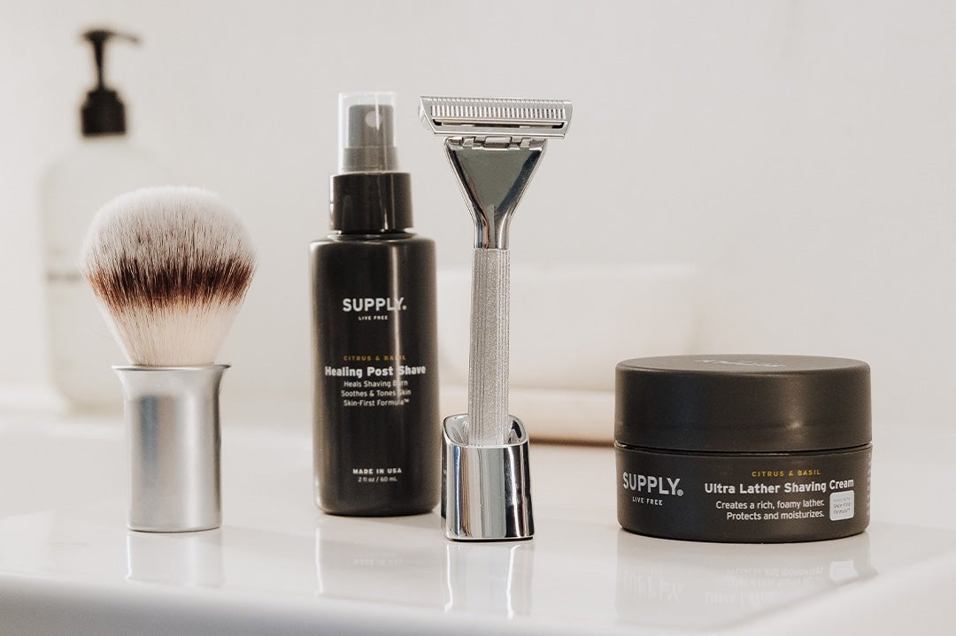 Supply Single Edge MAX Starter Set with a year of blades
