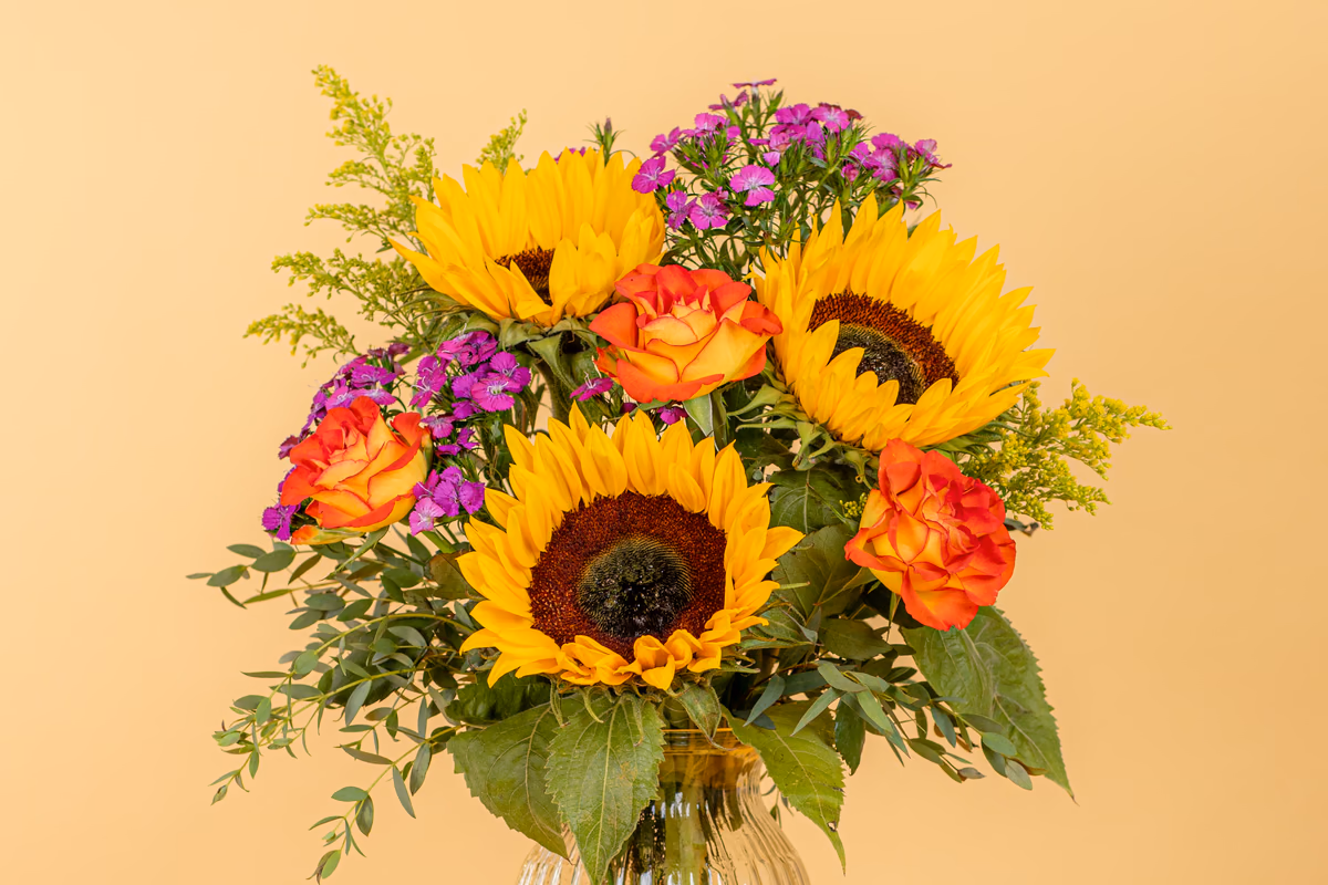 Floral Fusion bouquet with sunflowers, roses and dianthus