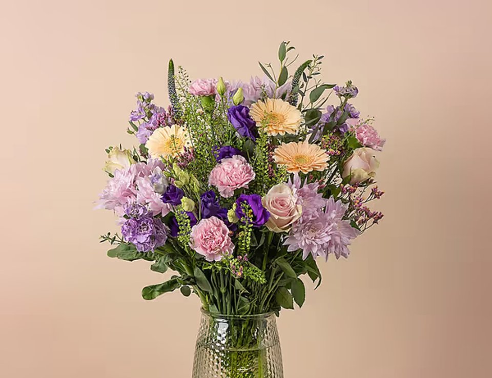 A soft-coloured Floral Beauty bouquet